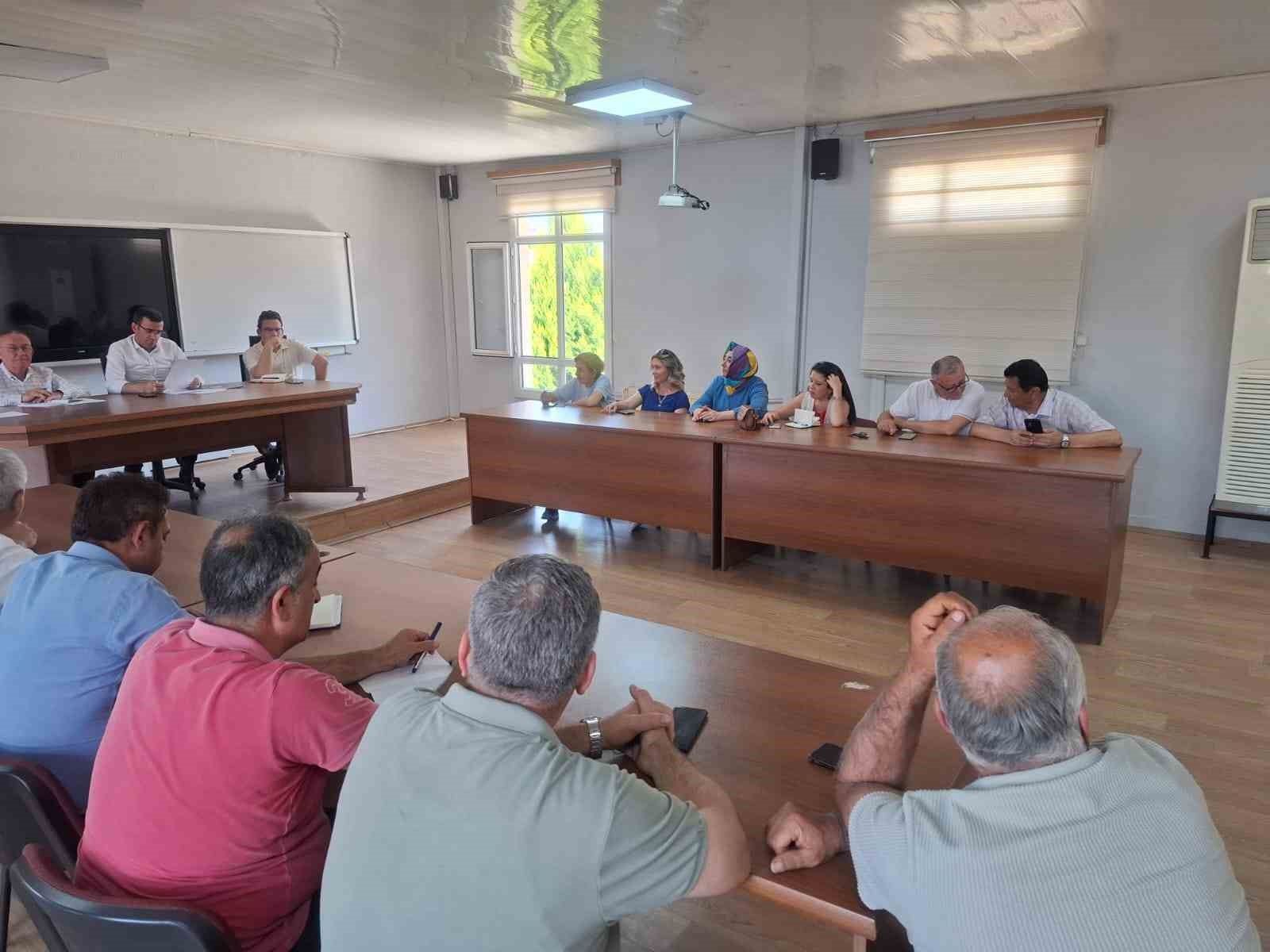 Okul müdürleri dönem sonunu değerlendirdi
