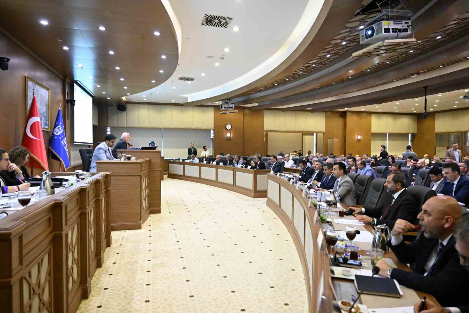 Yenişehir Yaş Sebze Meyve Hali i&ccedil;in her şey hazır
