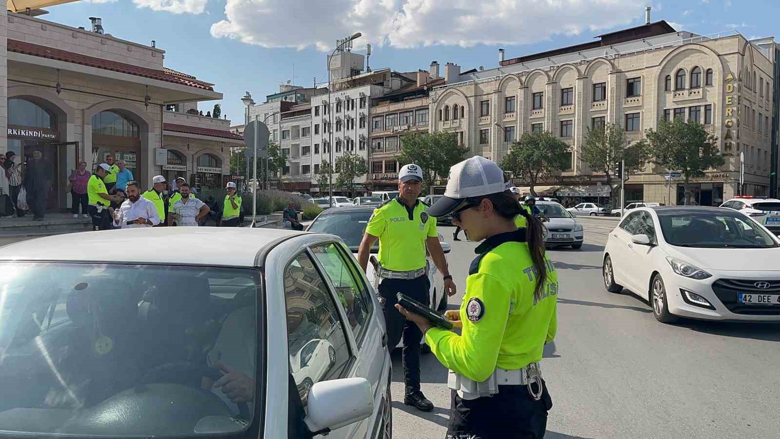 Konya&rsquo;da trafik ekiplerinden YKS tedbirleri
