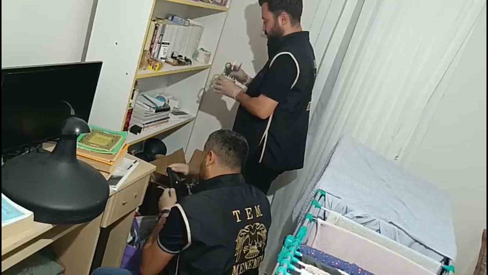 İzmir’de FETÖ’nün hücre evlerine operasyonda 27 tutuklama