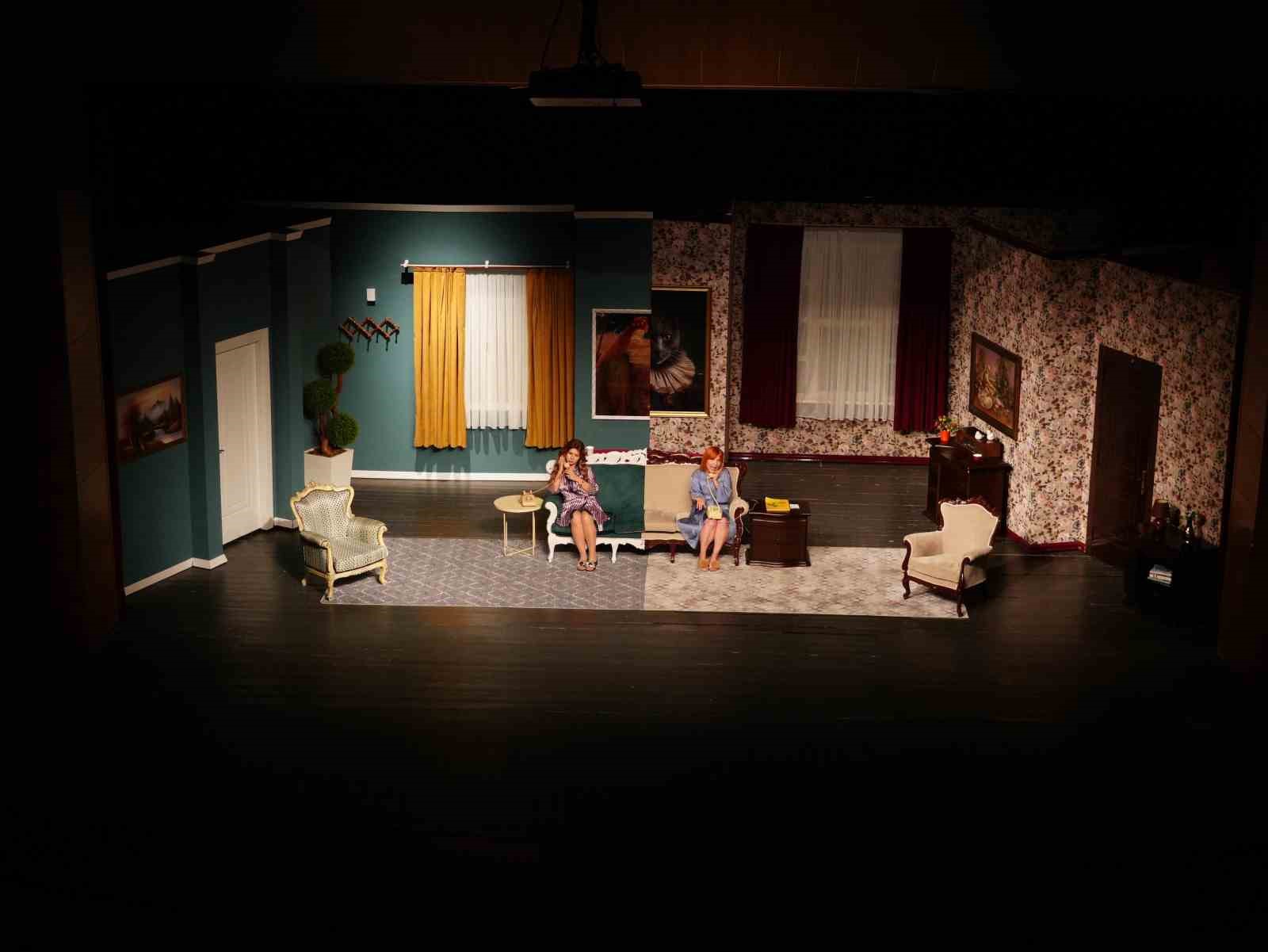 Şehir tiyatroları sezon finali yaptı
