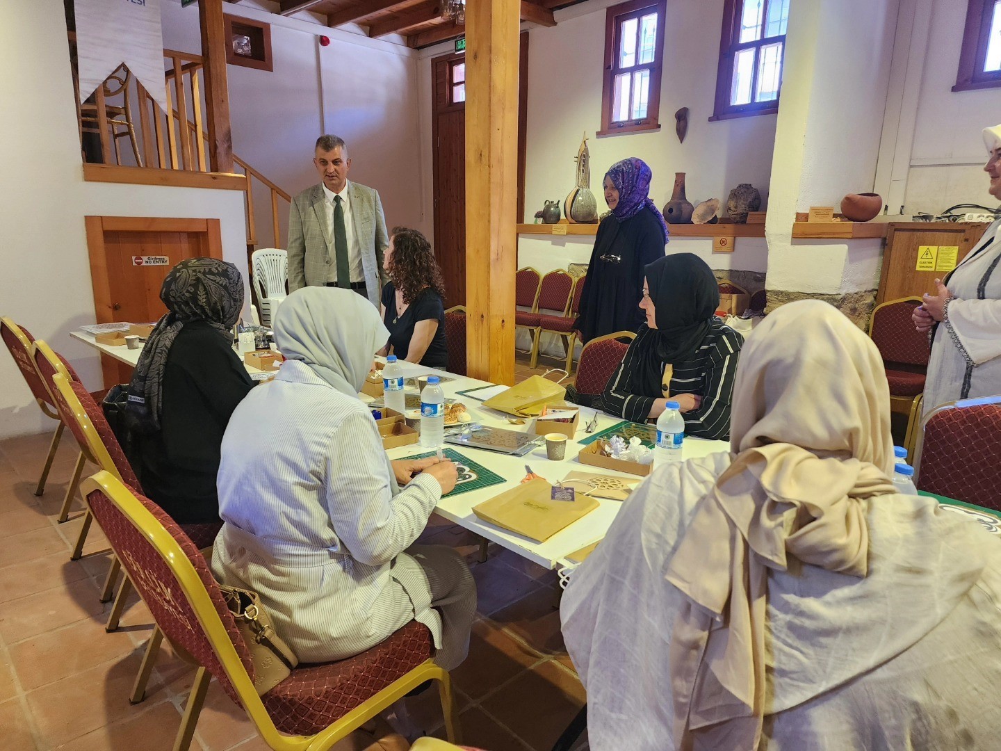 Geleneksel sanatlar yaşatılıyor
