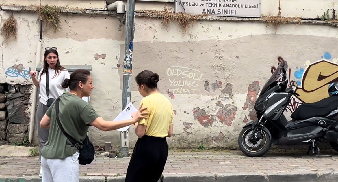 YKS’de dakikalarla yarış film sahnesini aratmadı 1 dakika kala böyle yetişti

