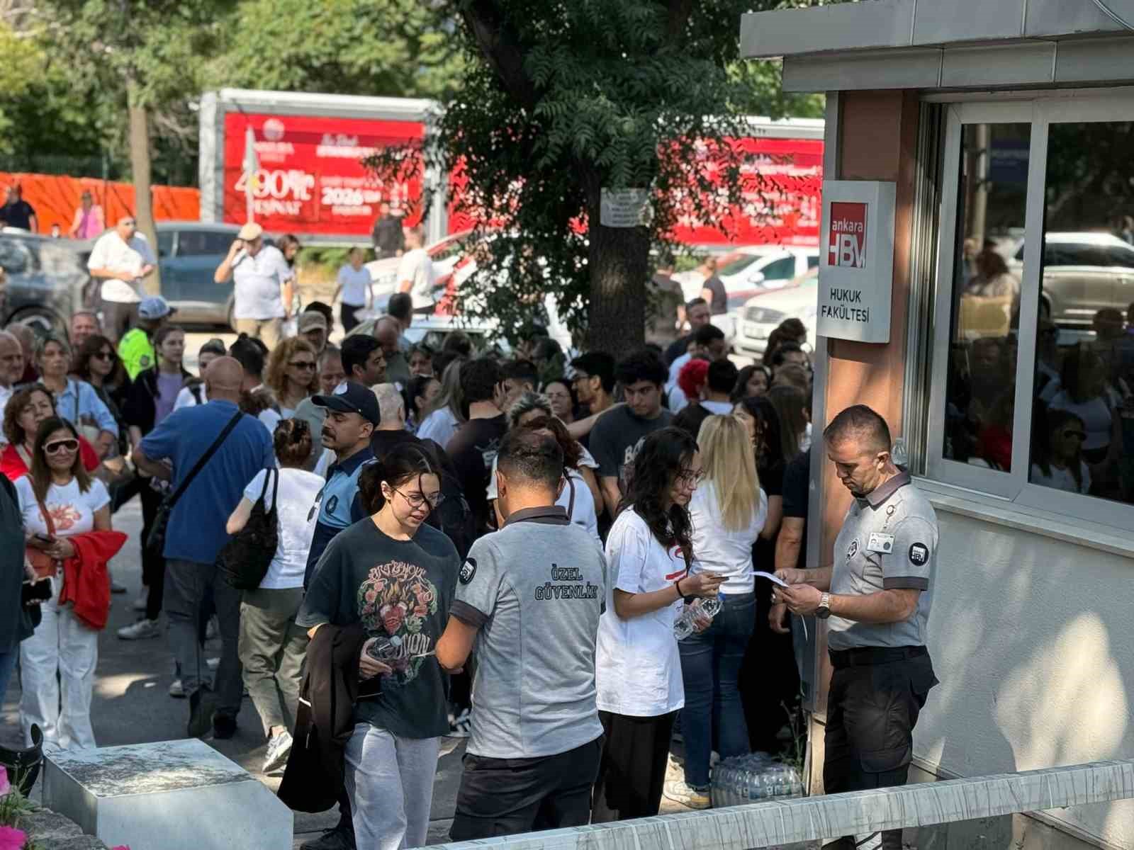 YKS’nin ilk oturumu TYT başladı