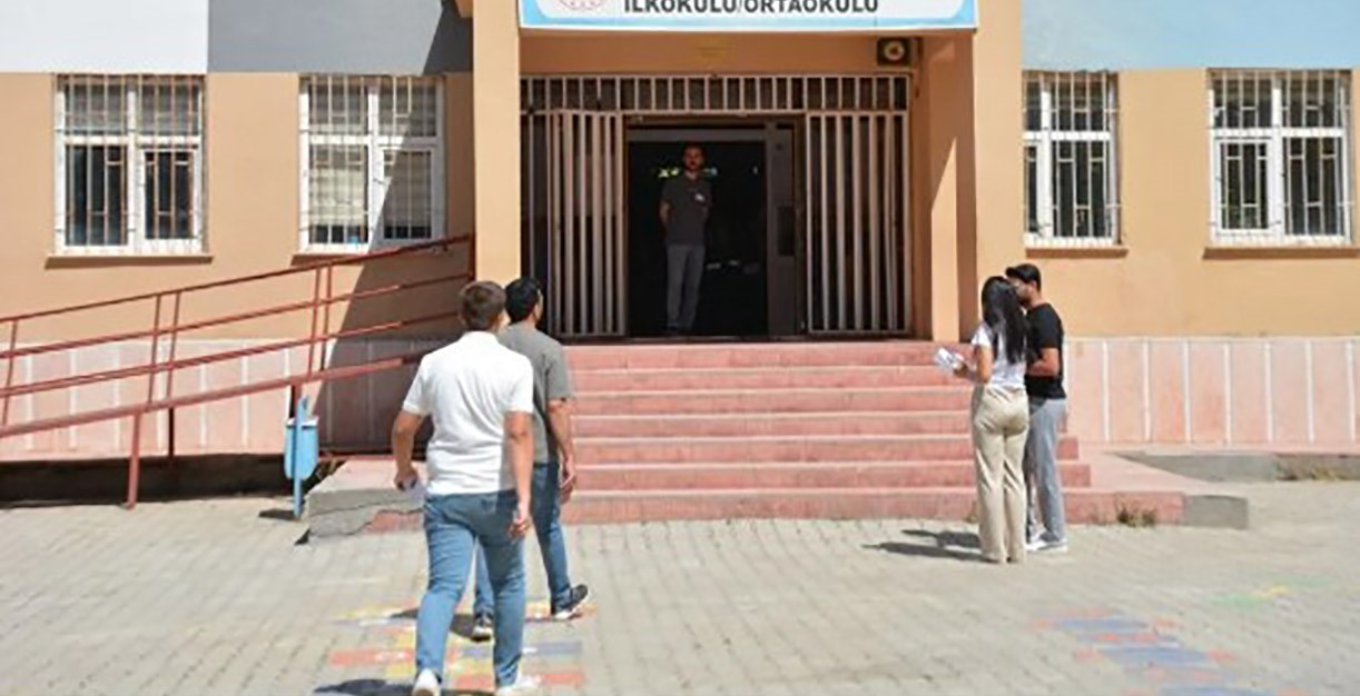 Hakkari’de YKS heyecanı başladı