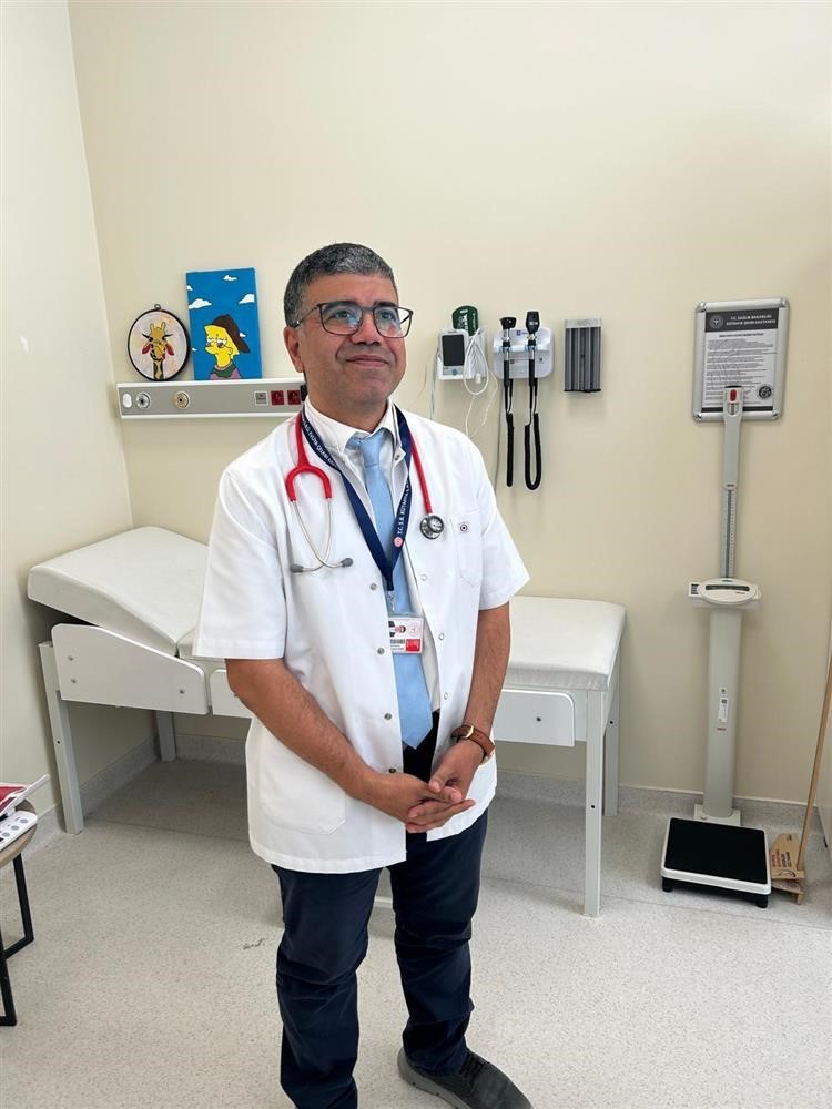 Prof. Dr. Veysel Nijat Baş: "Fazla kilo, çocuklarda Tip 2 Diyabeti tetikliyor"