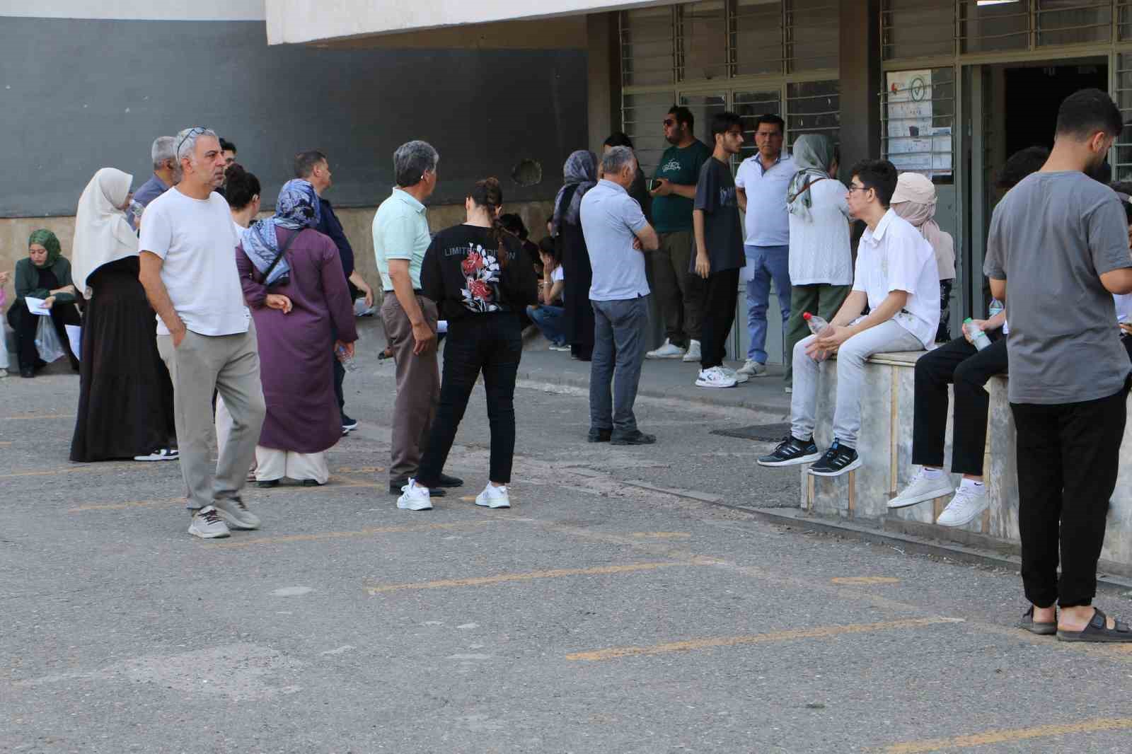 YKS maratonu ilk oturumu TYT ile başladı