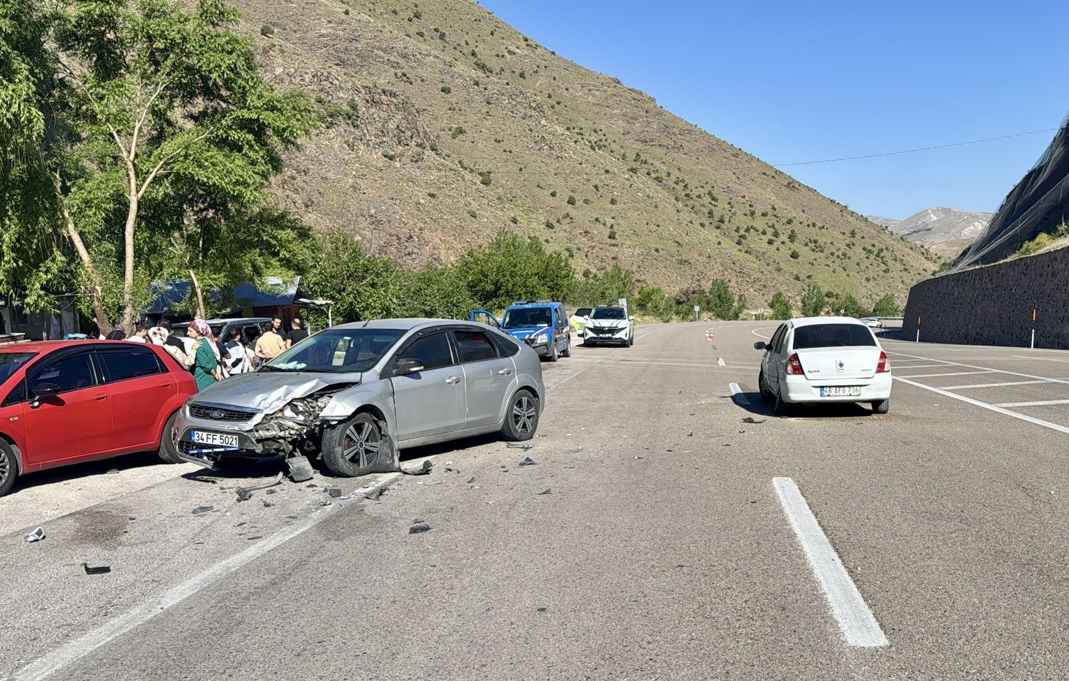 Malatya’da 2 otomobil çarpıştı: 1 yaralı