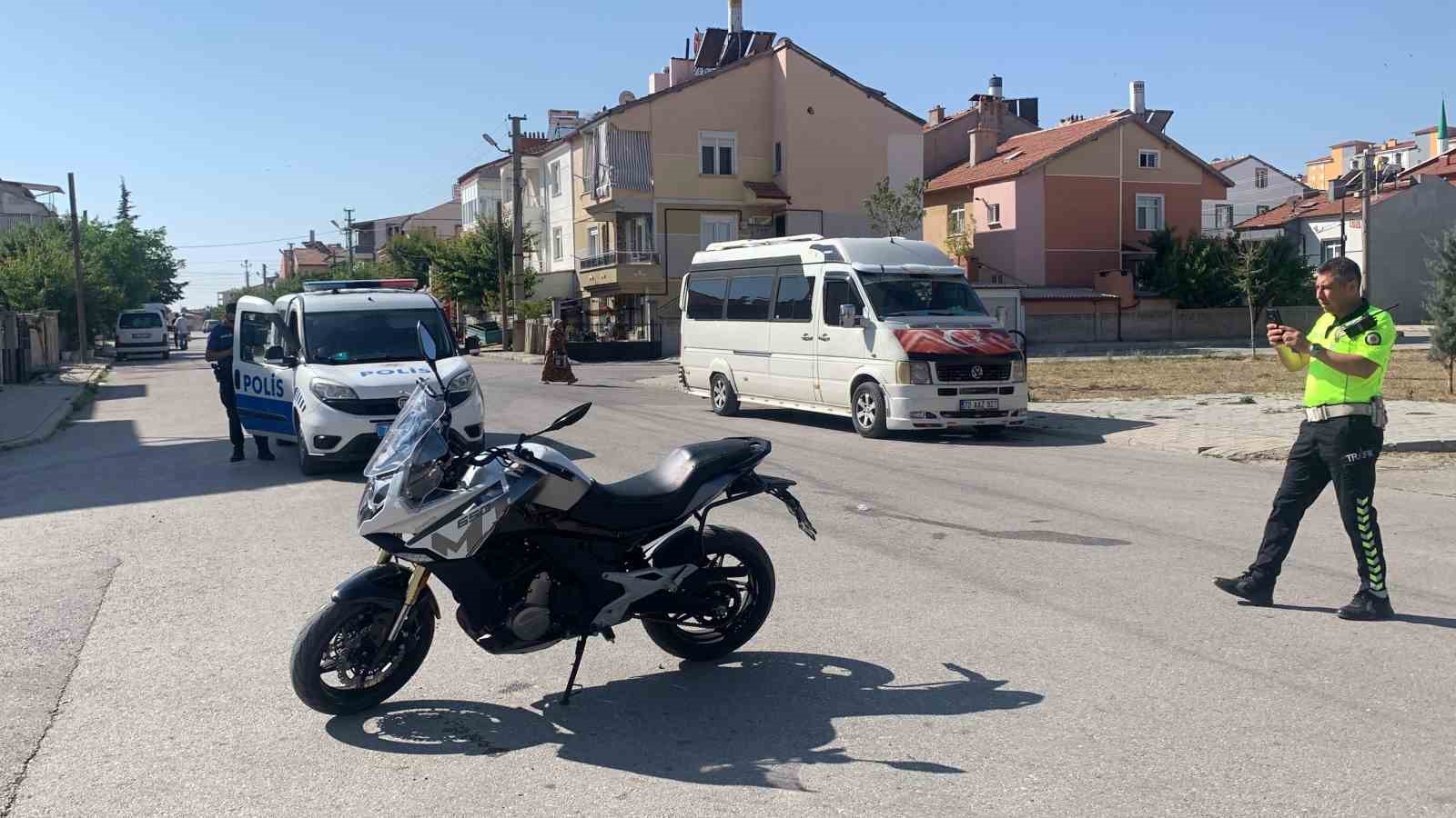 Karaman&rsquo;da bir kişi YKS sınavına giderken kazada yaralandı
