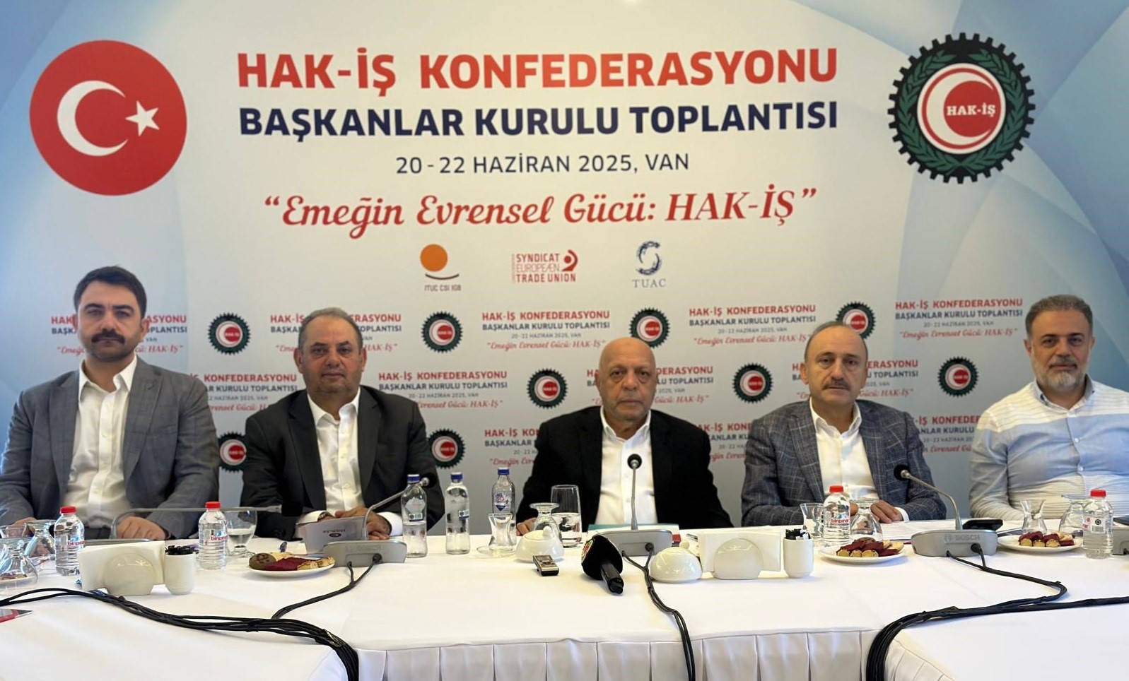 HAK-İŞ Başkanlar Kurulu Van’da toplandı