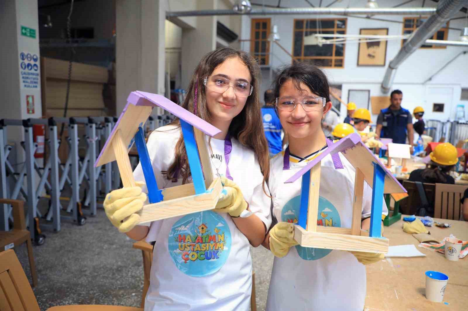 B&uuml;y&uuml;kşehirden &ccedil;ocuklara karne s&uuml;rprizi
