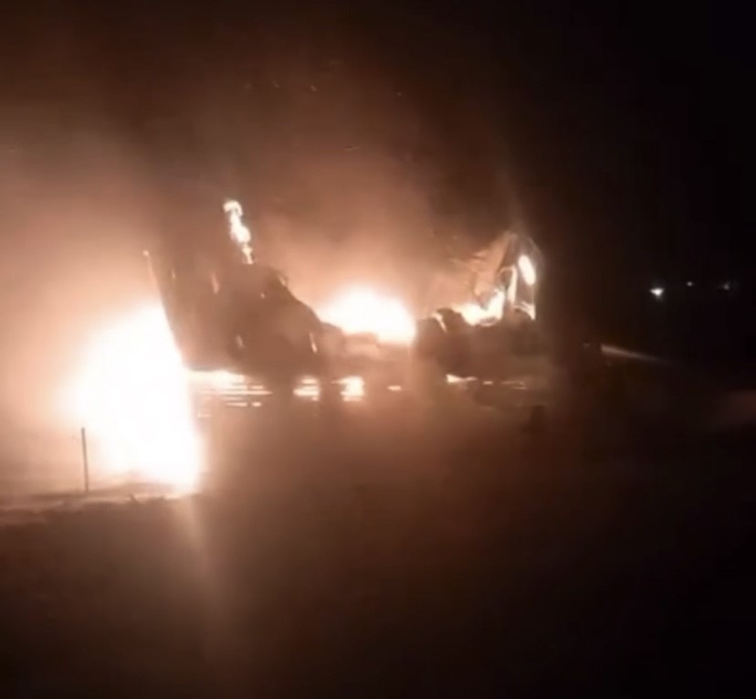 Çanakkale’de yıldırım düşen bungalov küle döndü