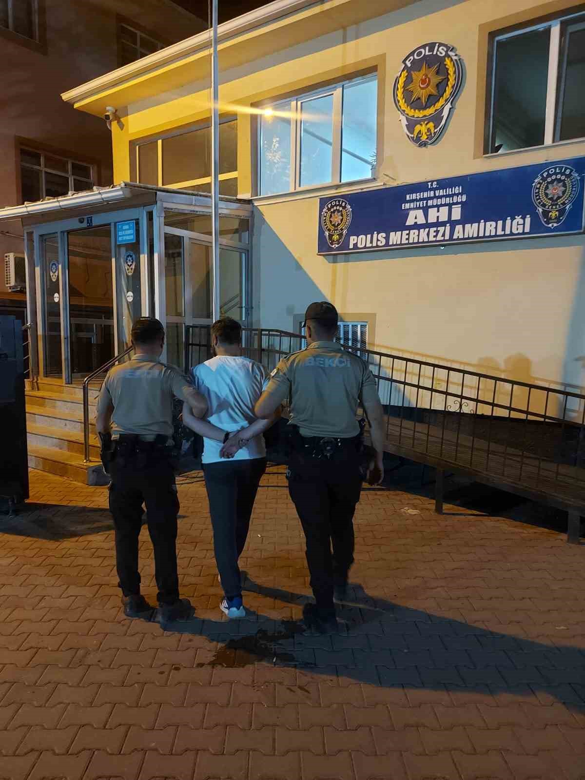 Kırşehir’de aranan şahıs yakalandı