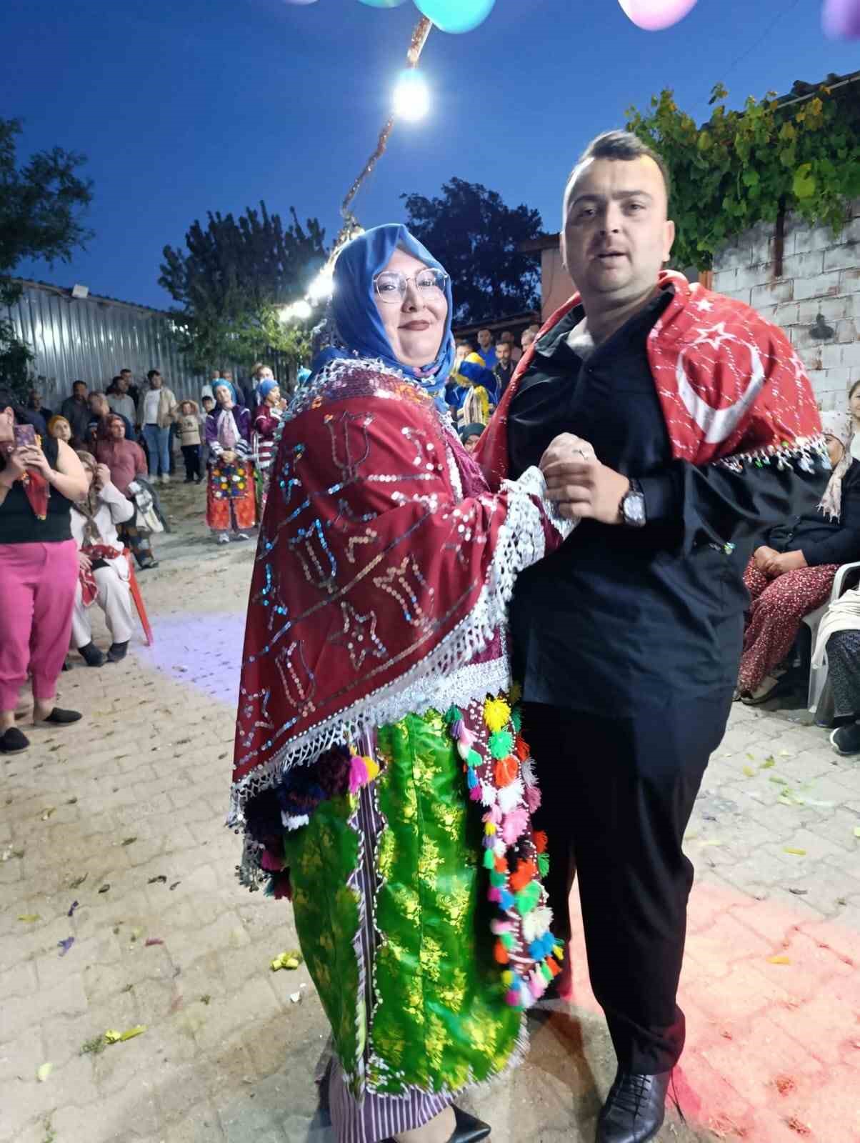 G&ouml;rdes&rsquo;te Y&ouml;r&uuml;klerin geleneksel d&uuml;ğ&uuml;n&uuml; renkli g&ouml;r&uuml;nt&uuml;lere sahne oldu
