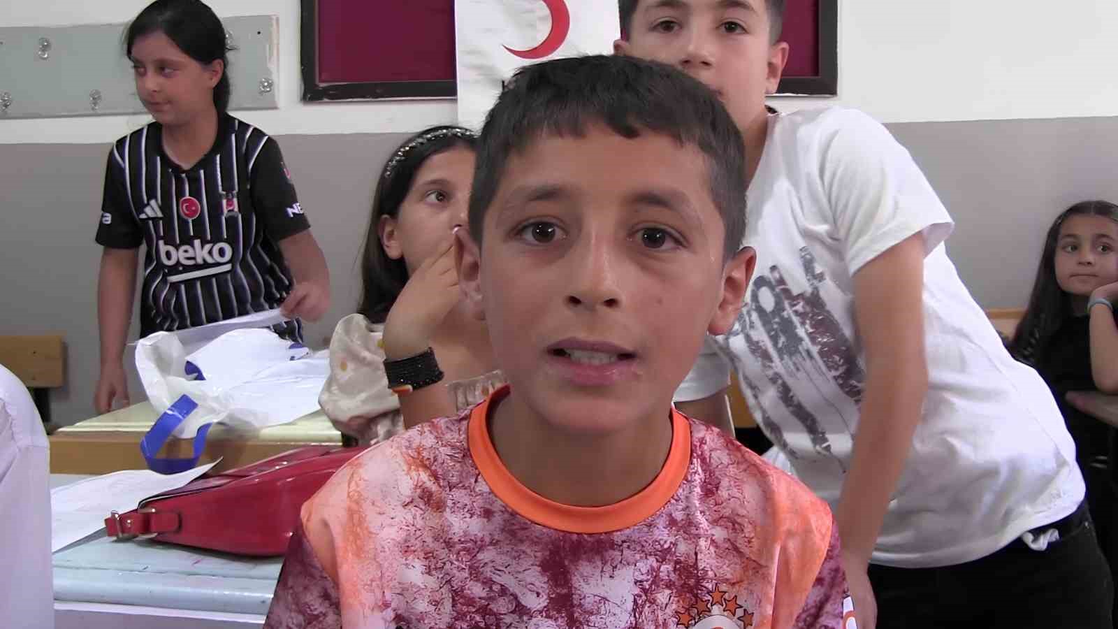 Kızılay&rsquo;ın yardım eli &ccedil;ocuklara uzandı
