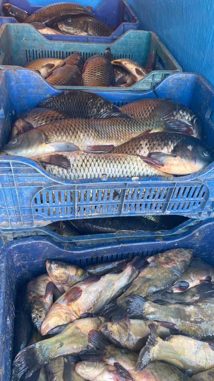 Beyşehir G&ouml;l&uuml;&rsquo;nde yeni av sezonu başladı, denetimler sıkılaştırıldı
