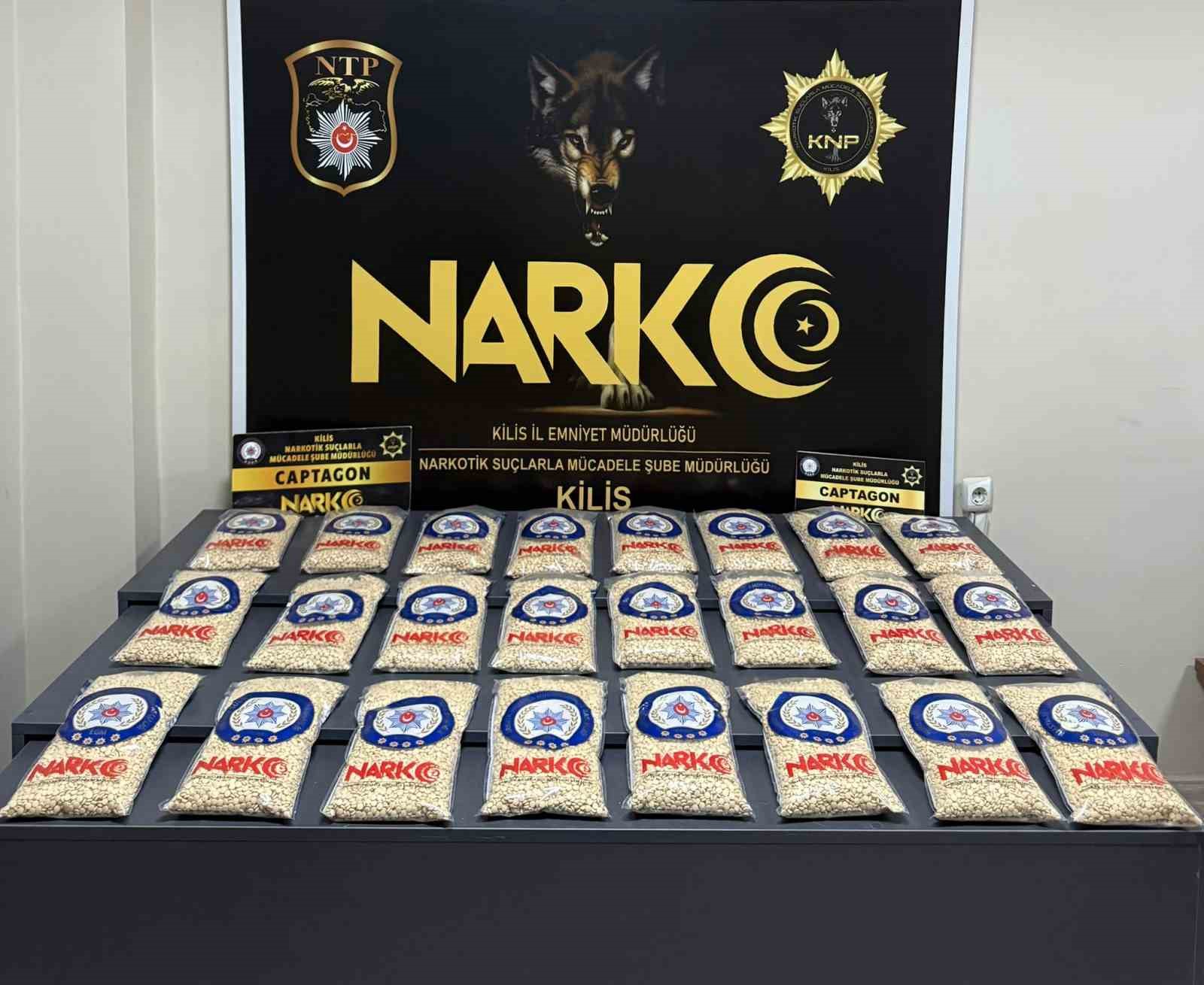 Kilis’te motosiklette 209 bin captagon ele geçirildi
