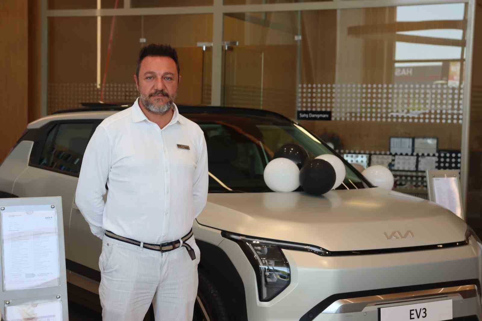 Elektrikli ara&ccedil;lara ilgi artıyor
