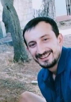 Otomobilin &ccedil;arptığı motosiklet s&uuml;r&uuml;c&uuml;s&uuml; hayatını kaybetti
