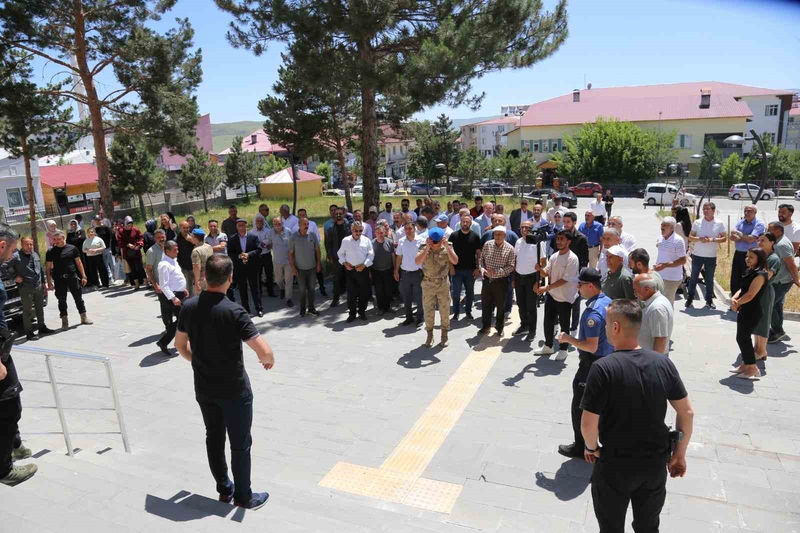 Kaymakam Musa Ayyıldız’a duygusal veda