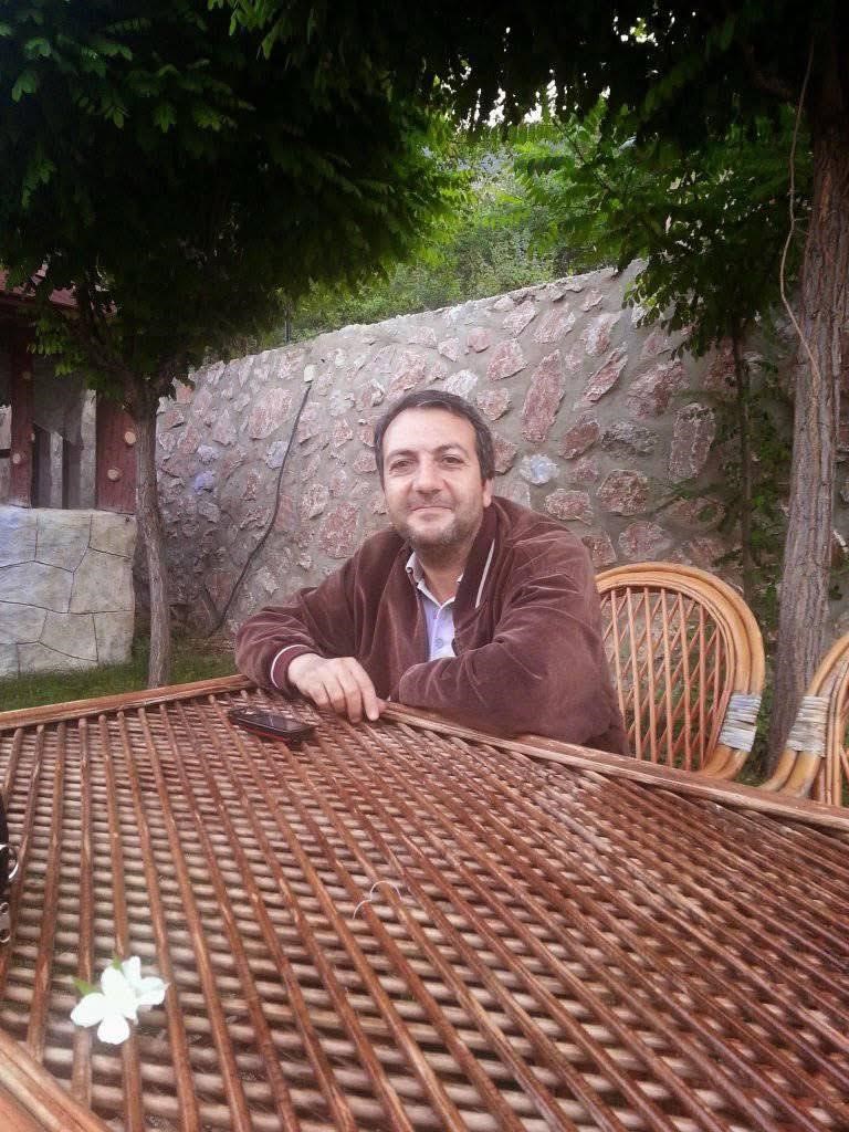 Yılan tarafından ısırılan adam hastaneye kaldırıldı