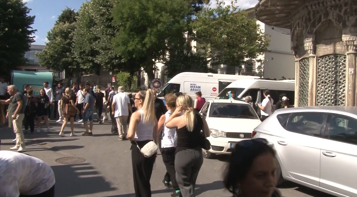 YKS’nin ikinci oturum AYT başladı
