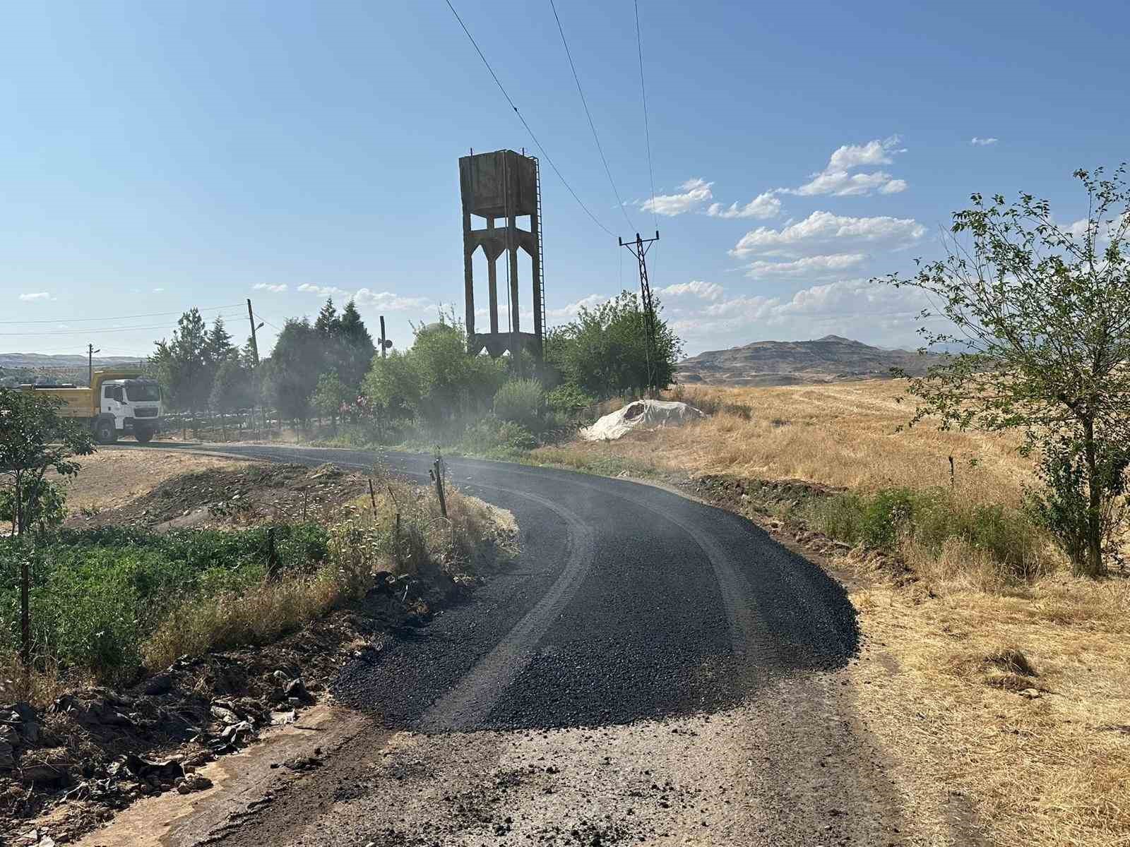 Siirt’te israftan uzak, yerli ve milli üretimle yol konforu sağlanıyor
