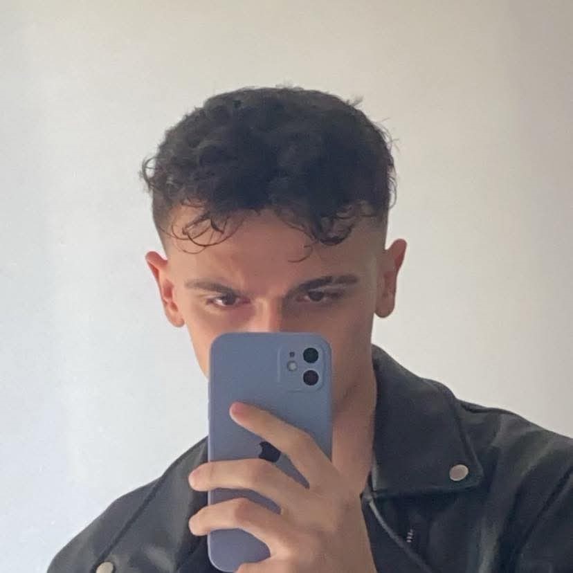 Otomobil ile motosiklet kafa kafaya &ccedil;arpıştı: 1 &ouml;l&uuml;
