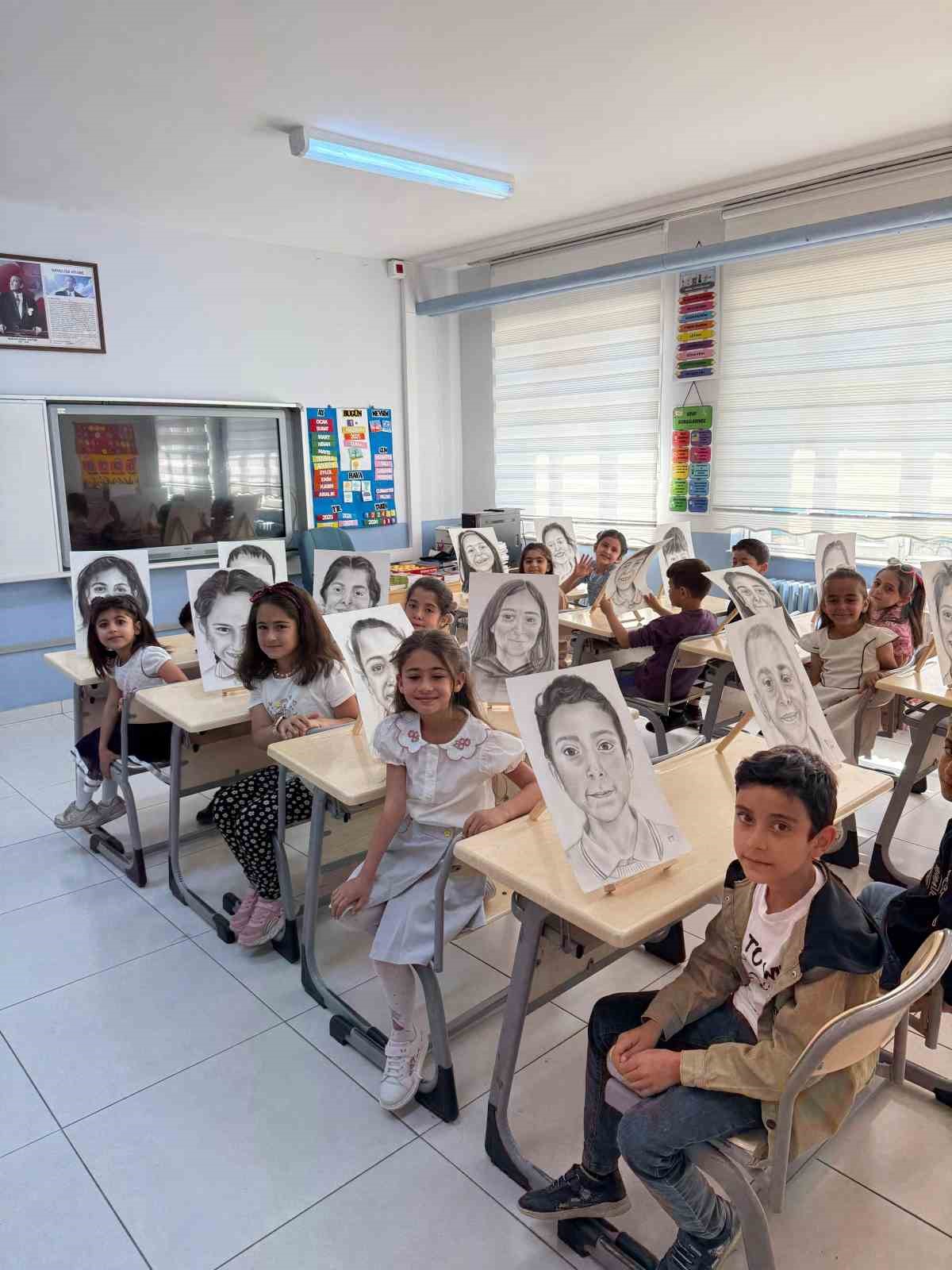 &Ouml;ğretmenden bir karne hediyesinden fazlası
