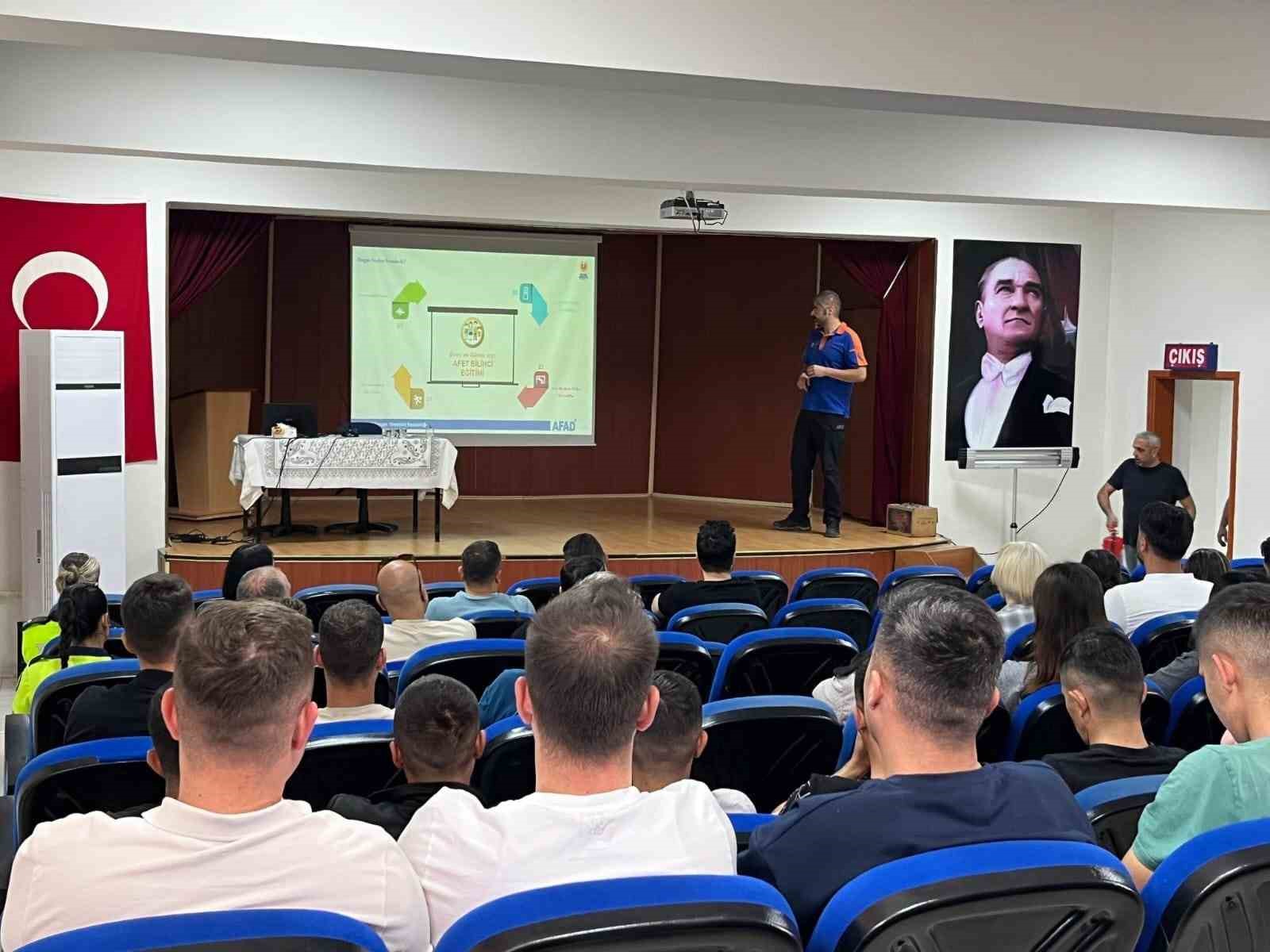 Tunceli&rsquo;de kamu personeline y&ouml;nelik afet farkındalık ve yangın eğitimi
