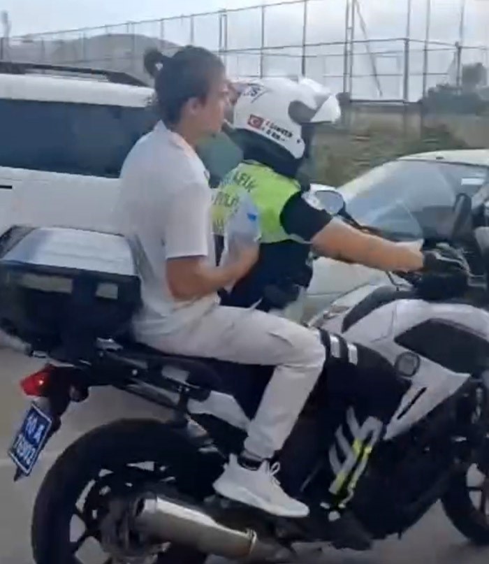 Sınava saniyeler kala yetiştiler
