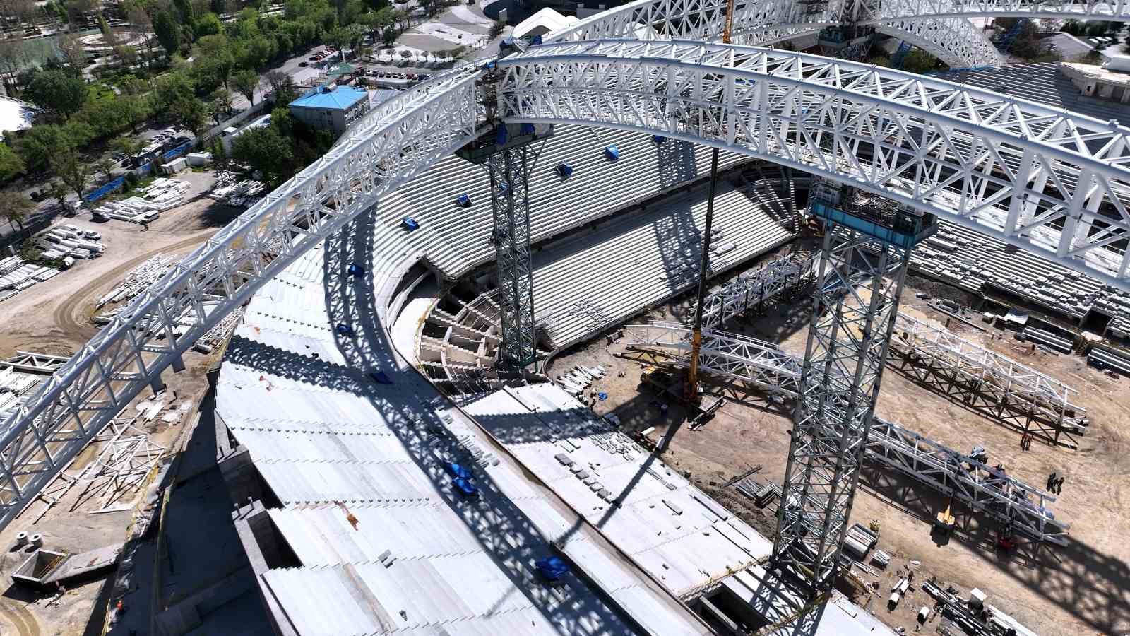 İki bakandan &rsquo;19 Mayıs Stadyumu&rsquo; paylaşımı
