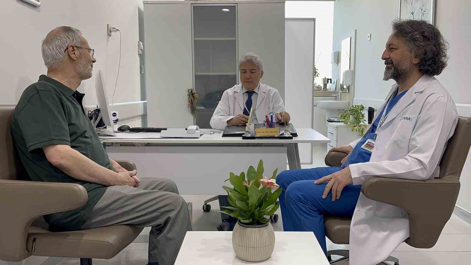 Konya’da kalp krizi geçiren 73 yaşındaki hasta, minimal invaziv yöntemiyle yapılan ameliyatla sağlığına kavuştu