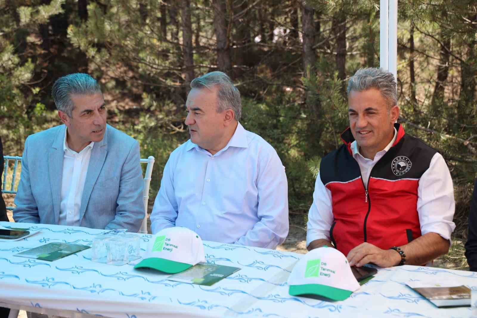 Boz&uuml;y&uuml;k&rsquo;te &lsquo;Pelemir Bitkisi&rsquo; tanıtım g&uuml;n&uuml; d&uuml;zenlendi
