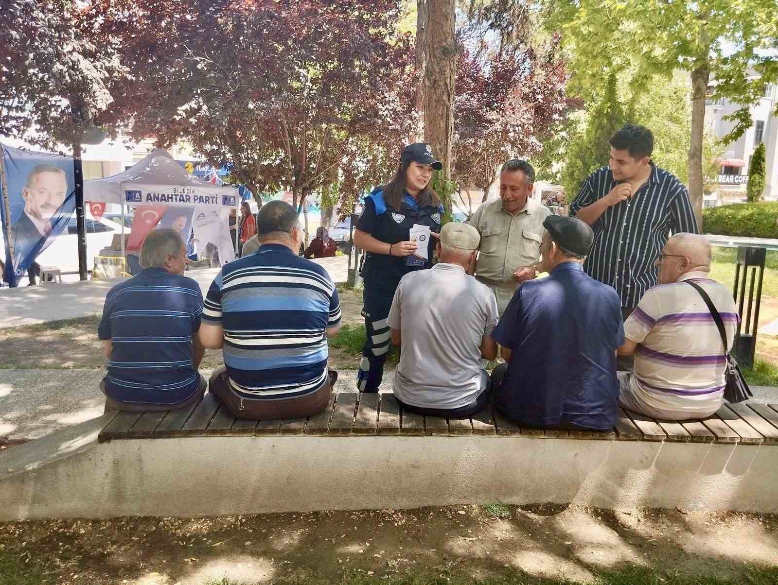 Yaşlı &ccedil;ınarlara dolandırıcılık uyarısı
