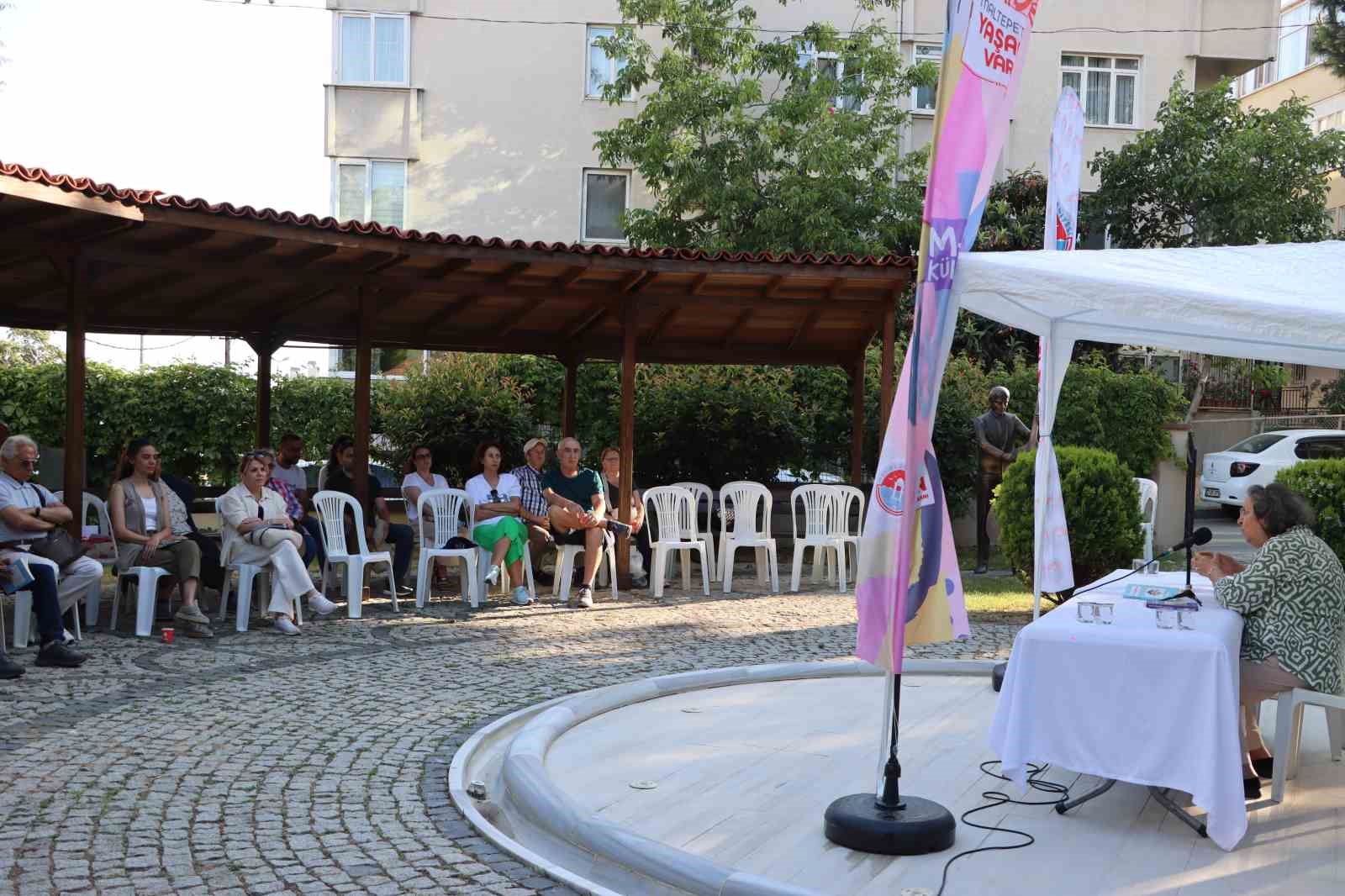 Maltepe’de felsefe halkla buluşuyor