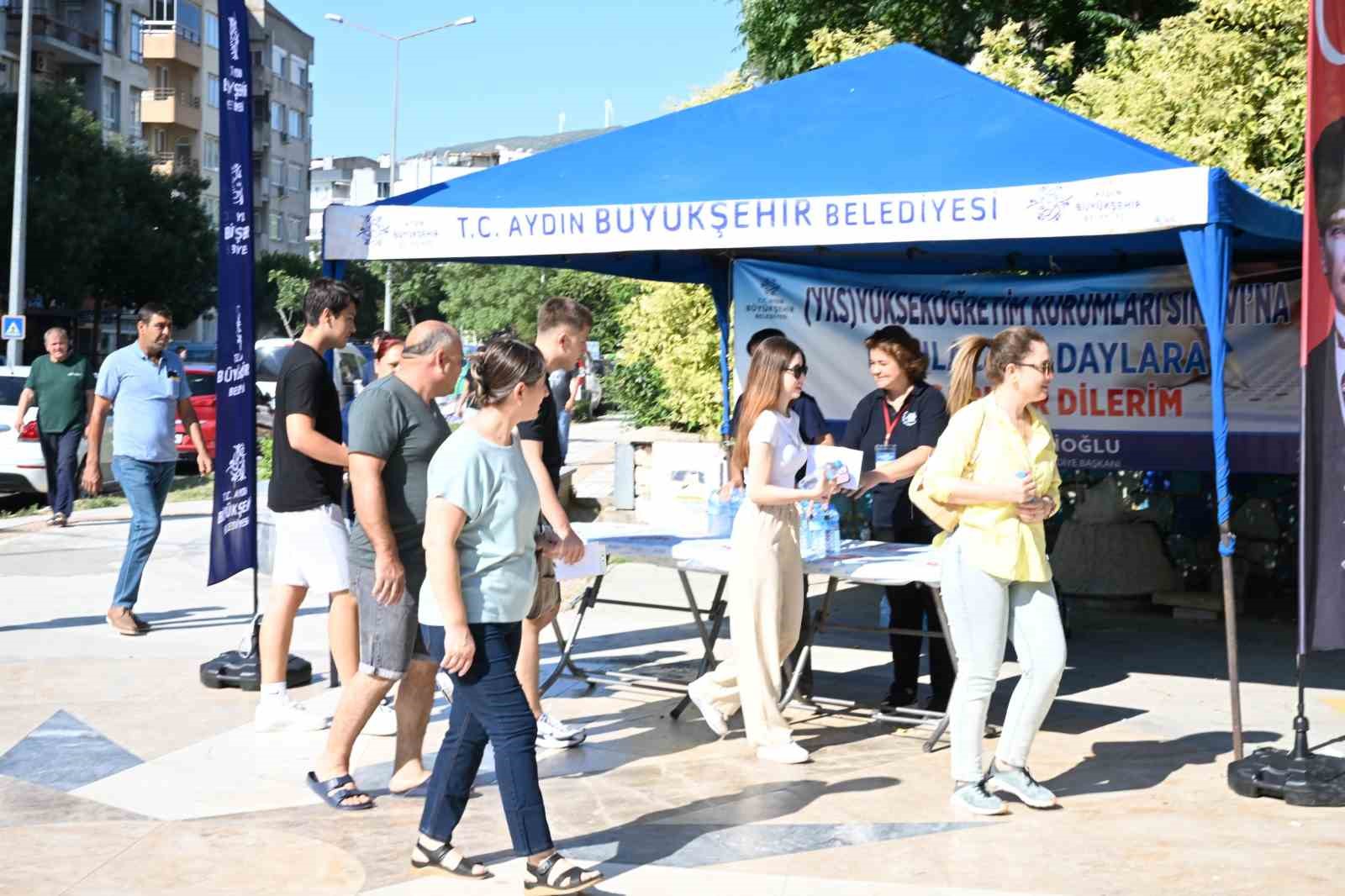 Başkan Çerçioğlu üniversite adaylarının yanında