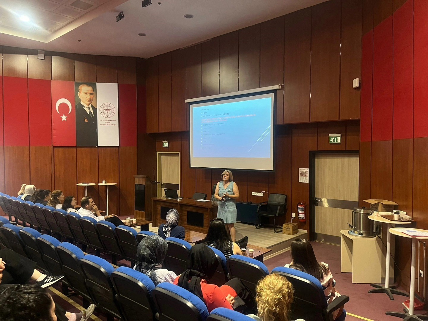 Sağlık çalışanlarına yönelik palyatif bakım eğitimi düzenlendi
