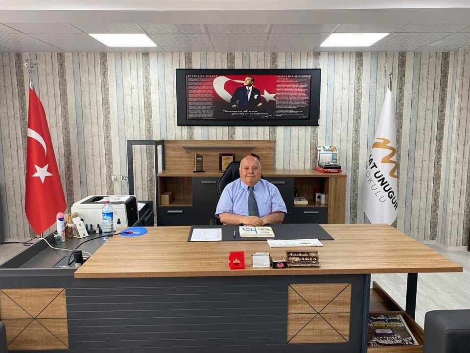 Okul müdürüne duygusal veda