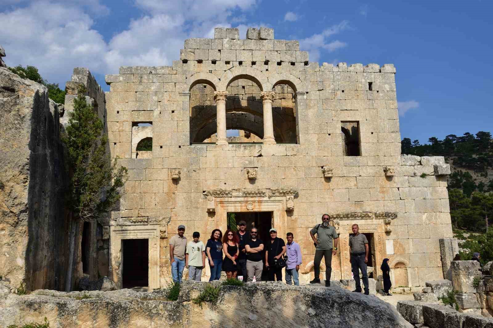 Mersin’deki gizemli hazineye ziyaretçi akını