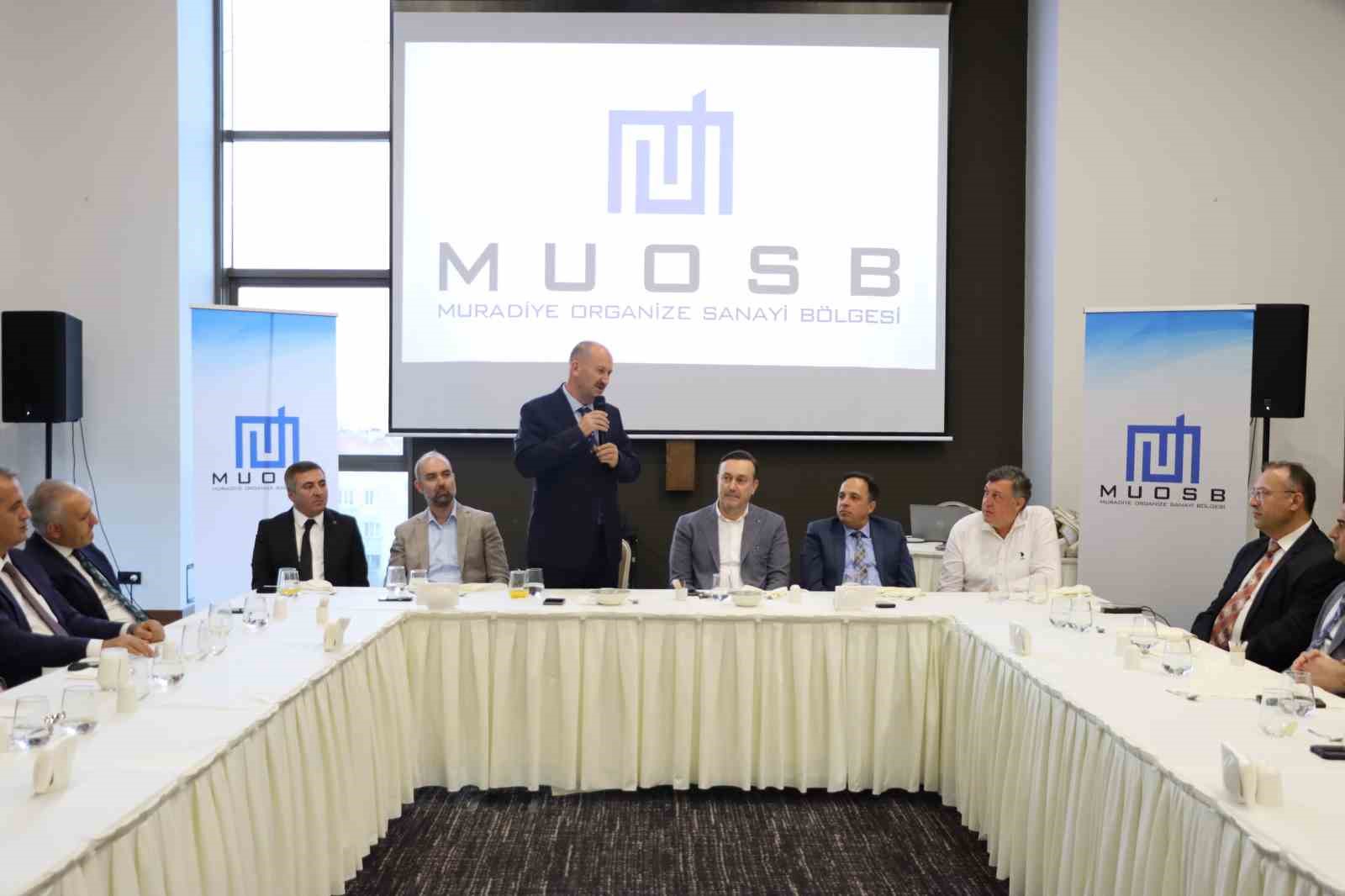 Muradiye OSB&rsquo;den Yunusemre Kaymakamı Atilla Kantay&rsquo;a veda yemeği
