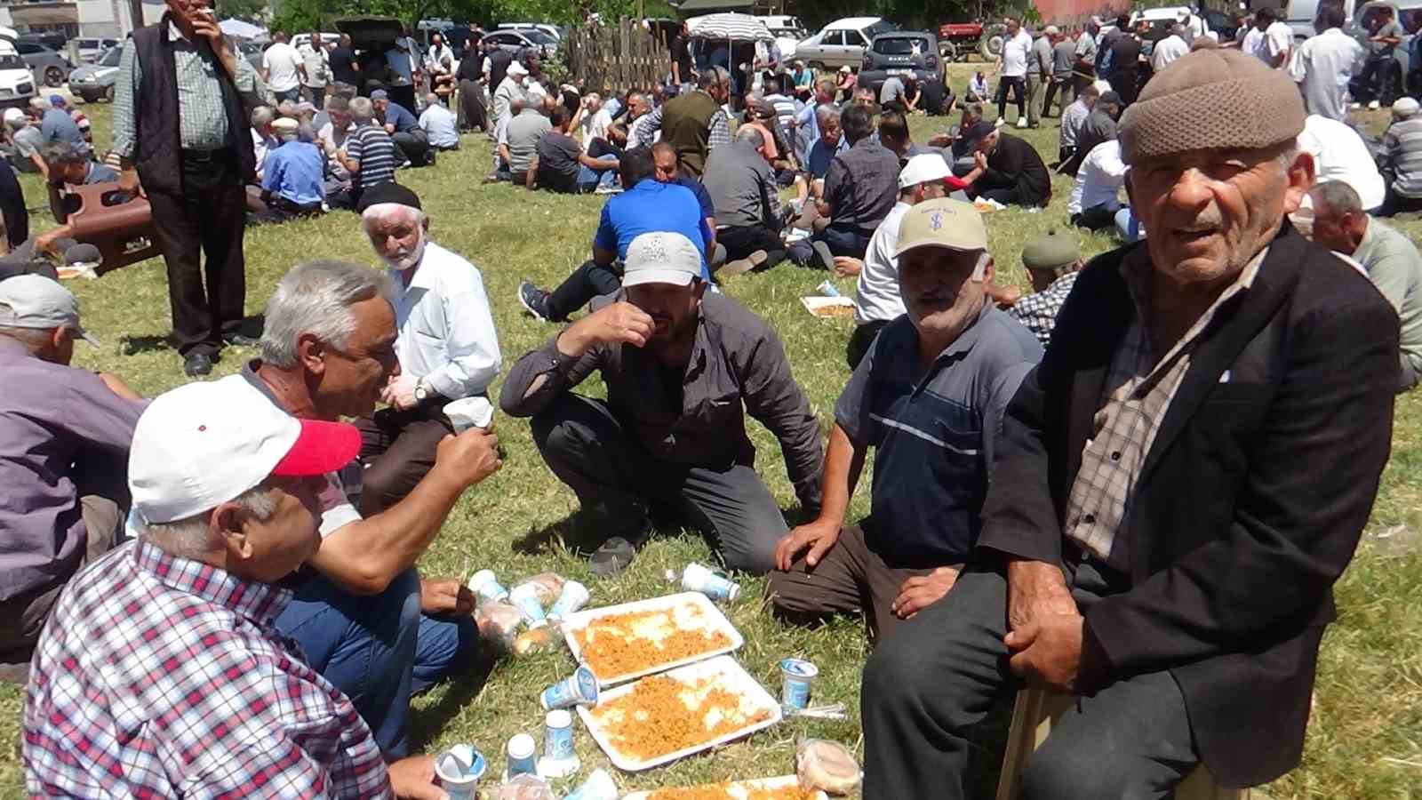 Festival değil geleneksel Hacet Bayramı
