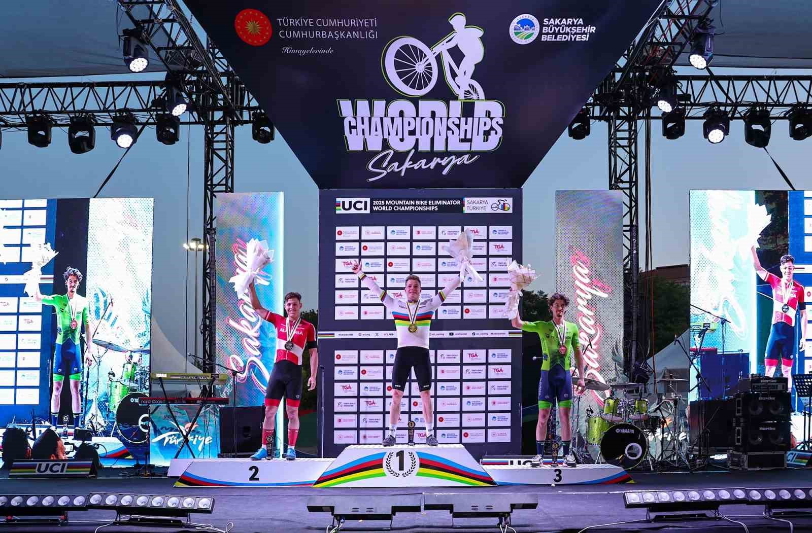 UCI Dağ Bisikleti Eliminat&ouml;r D&uuml;nya Şampiyonası Sakarya&rsquo;da d&uuml;zenlendi
