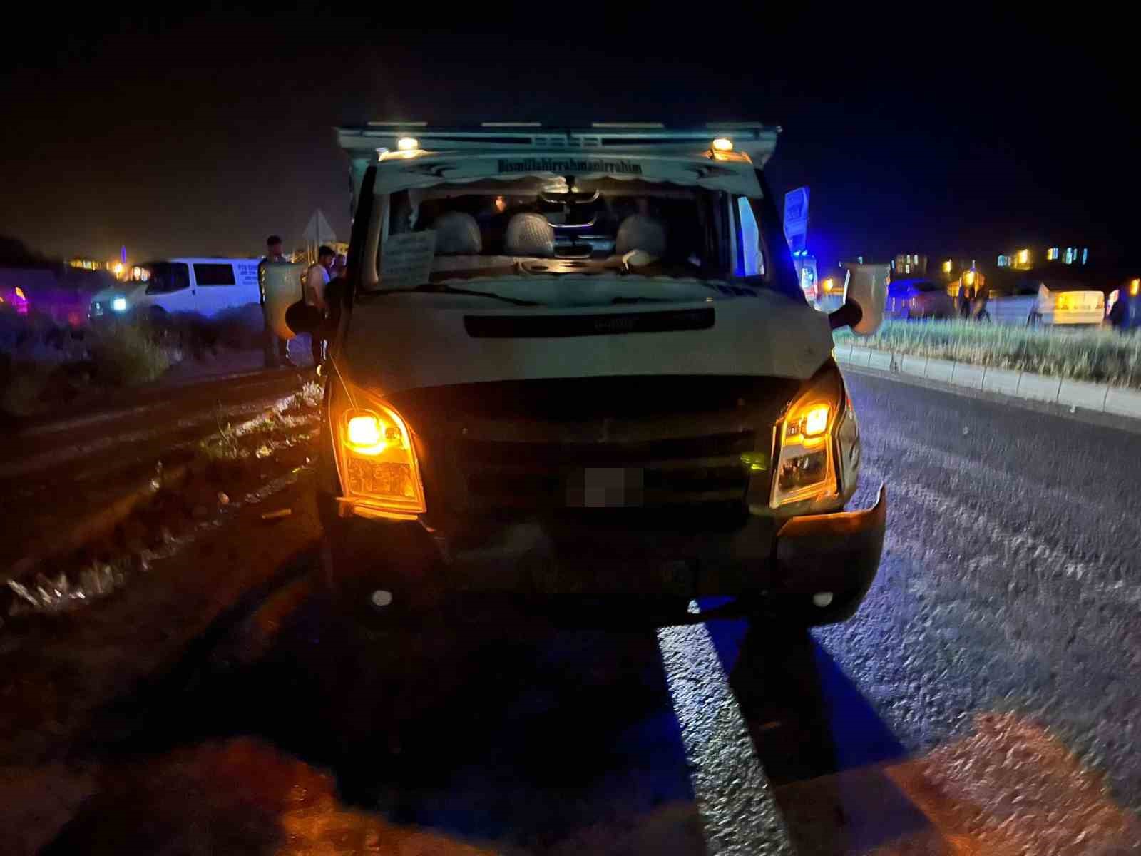 Y&uuml;ksekova&rsquo;da trafik kazası: 5 yaralı
