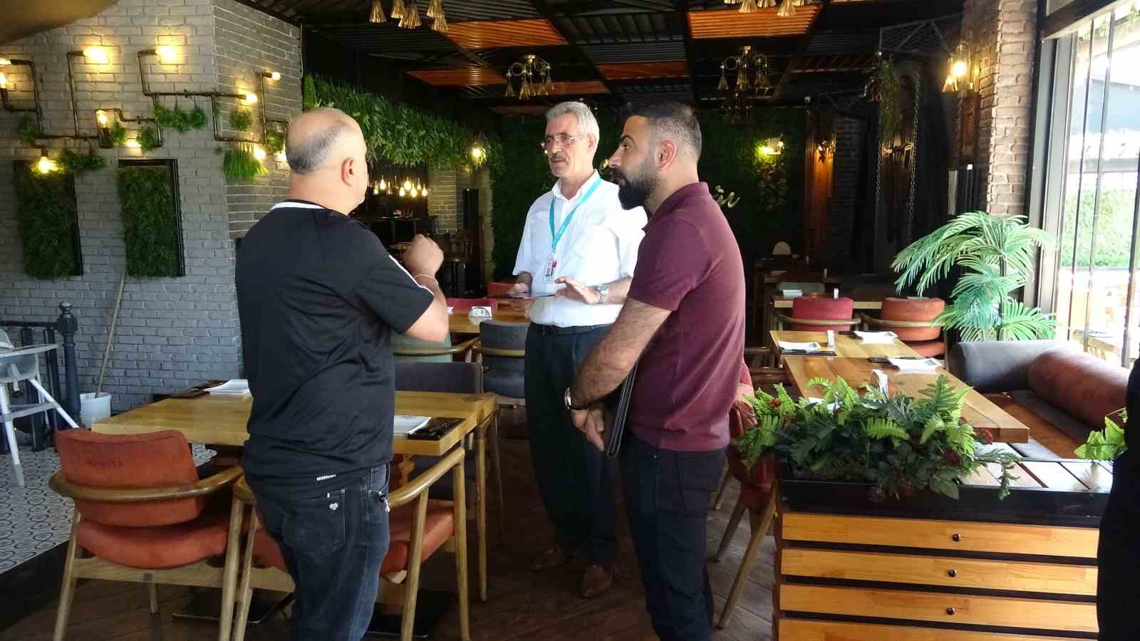 Van’da ‘çapraz’ ekiplerle sigara denetimi yapıldı
