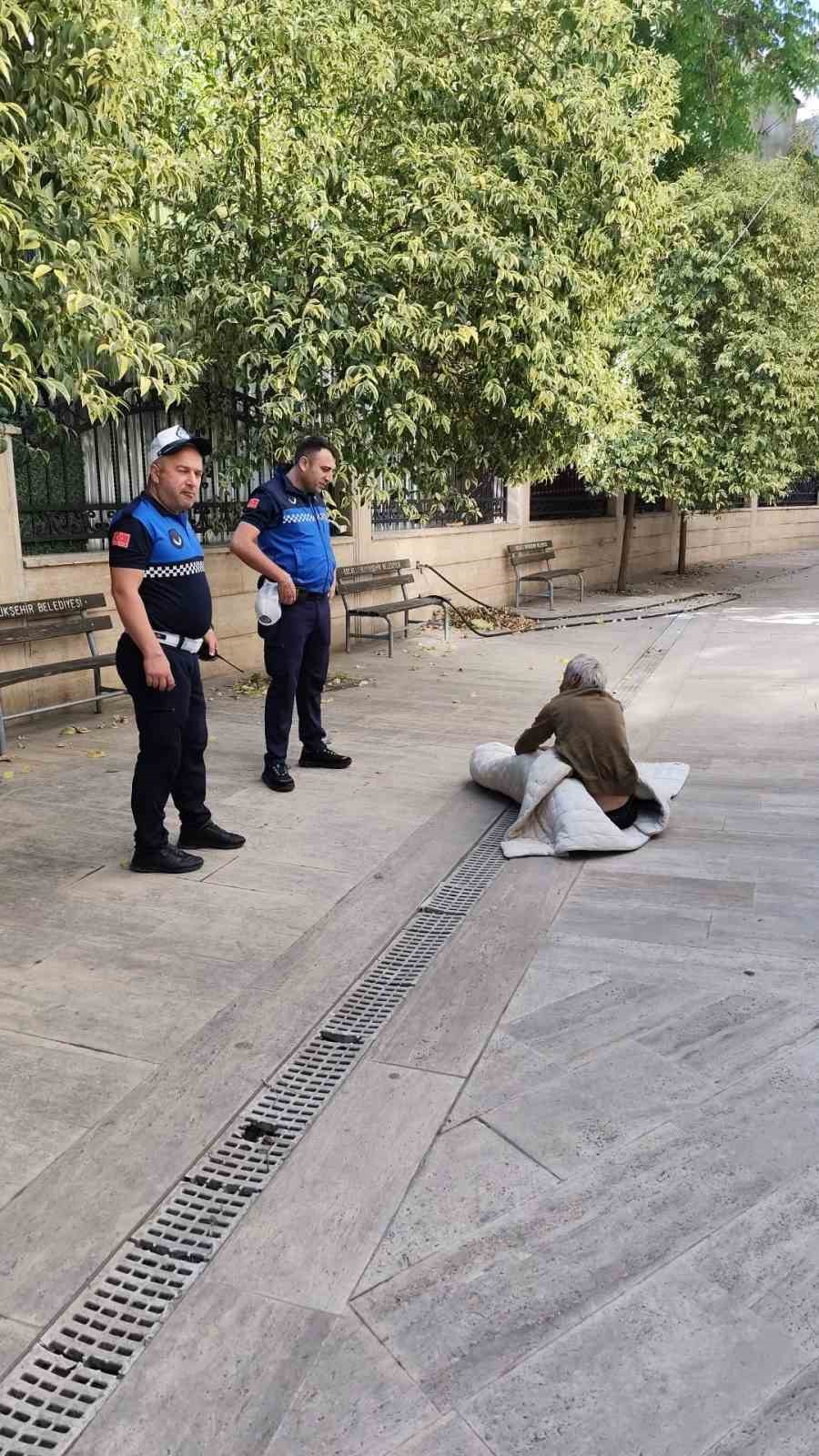 Kimsesiz vatandaşa yardım eli