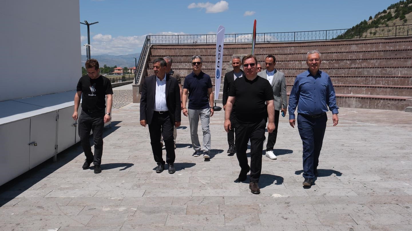 Esentepe’de devam eden çalışmalar incelendi
