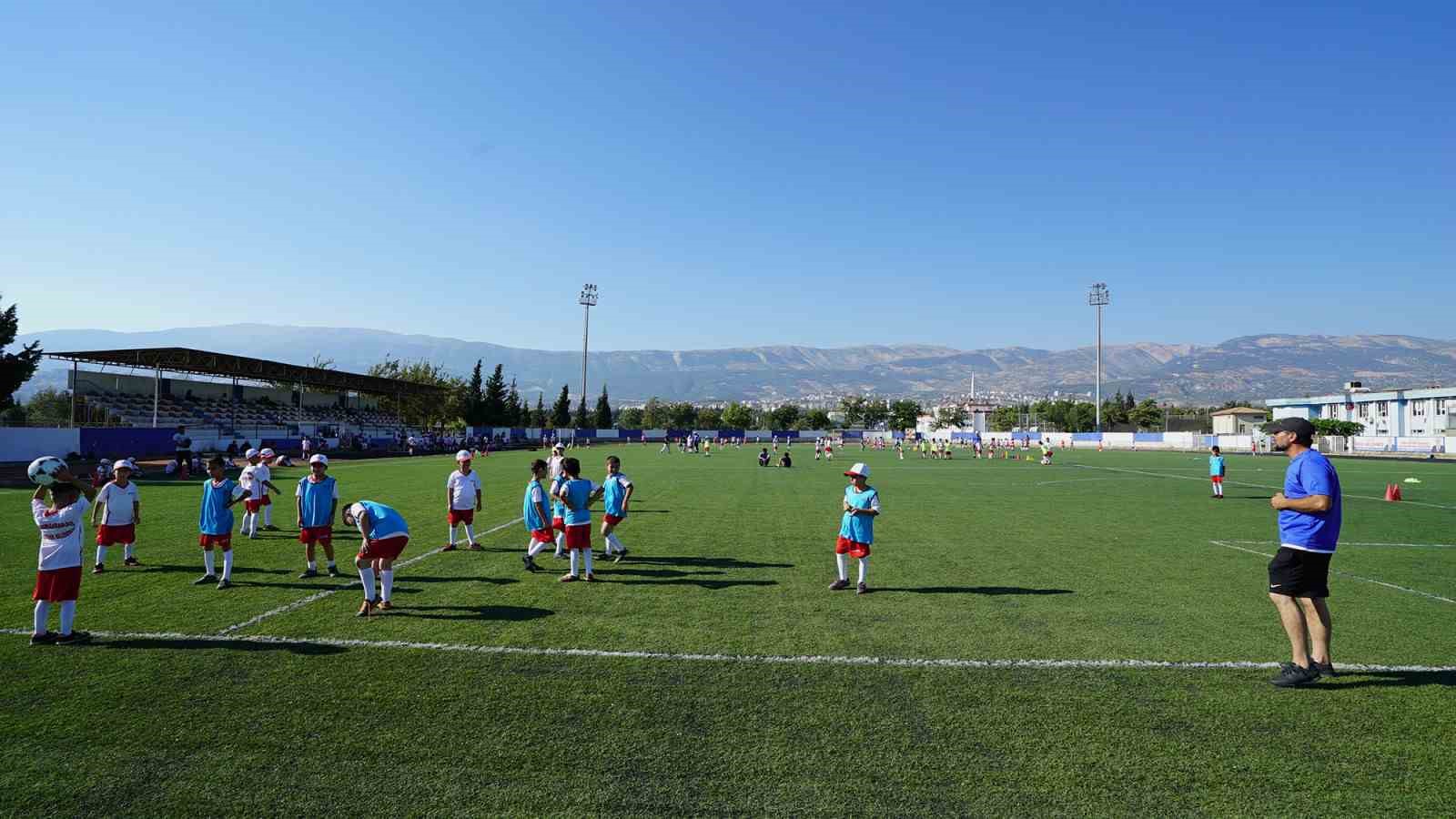 Kahramanmaraş’ta yaz spor okulları başlıyor