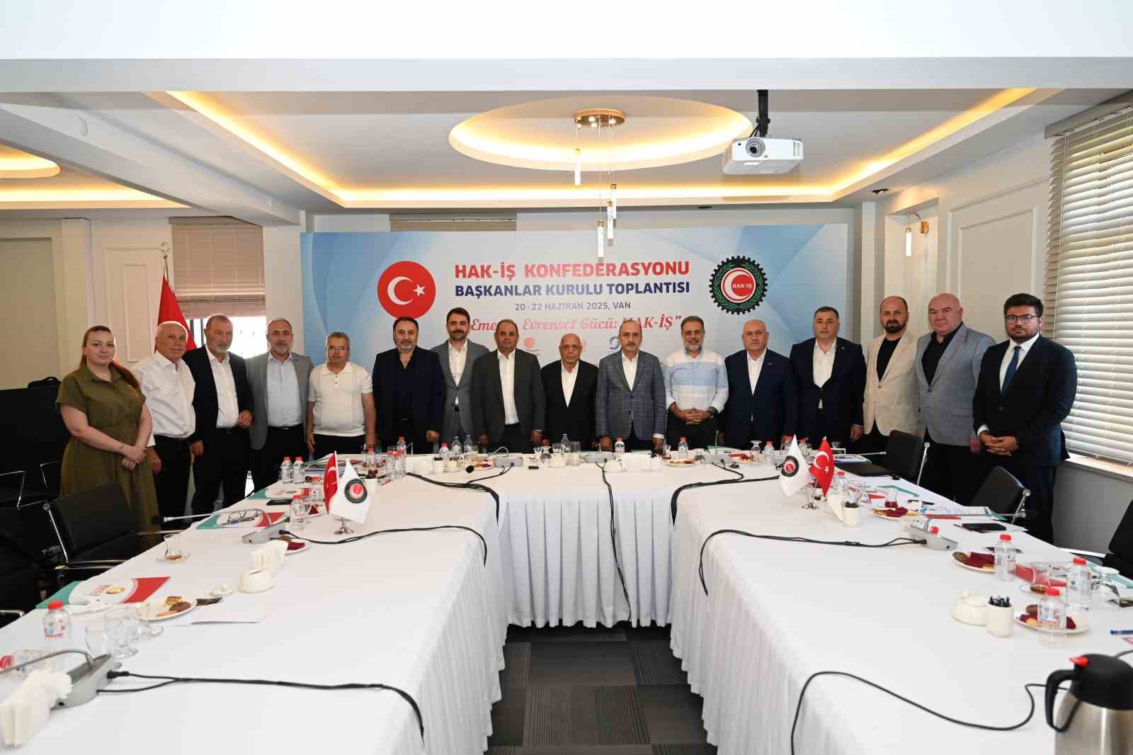 HAK-İŞ: "Kamu Çerçeve Protokolü sürecinin bir an evvel sonuçlanması ve ivedilikle imzalanmasını istiyoruz"