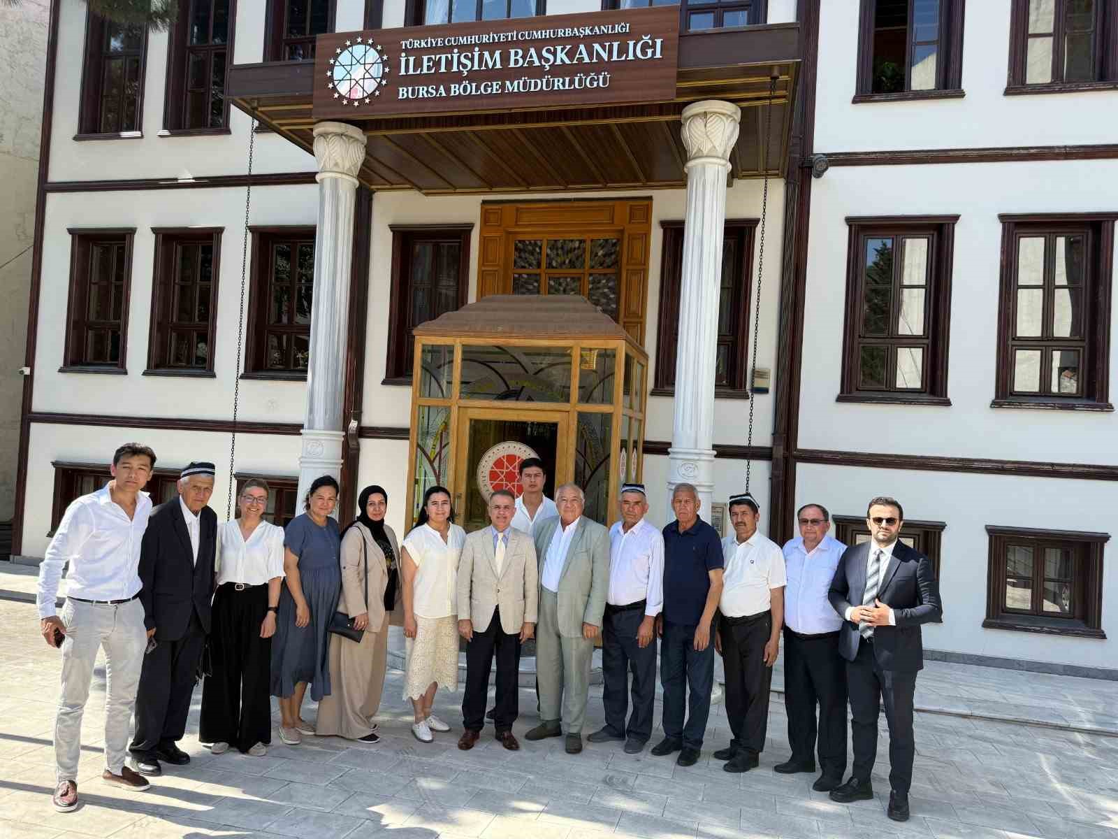 &Ouml;zbek basın heyeti, Bursa&rsquo;daki gazetecilerle bir araya geldi
